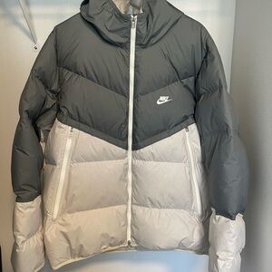 Nike storm fit puffer